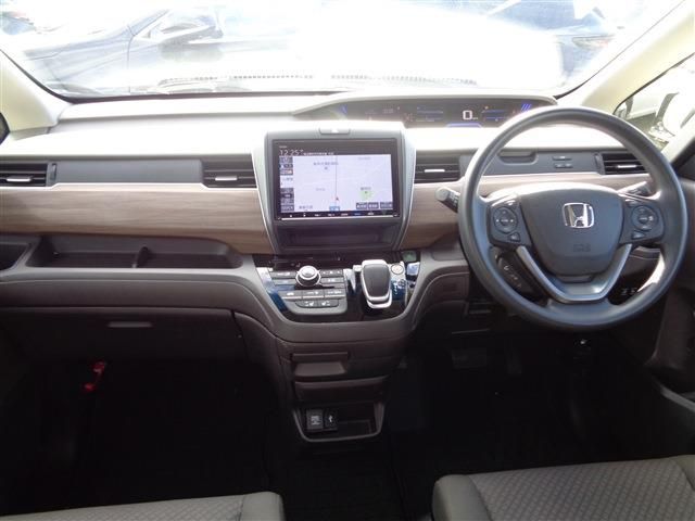 HONDA FREED HYBRID 2023