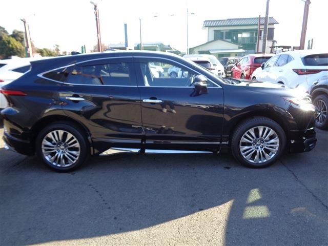 TOYOTA HARRIER HYBRID 2023