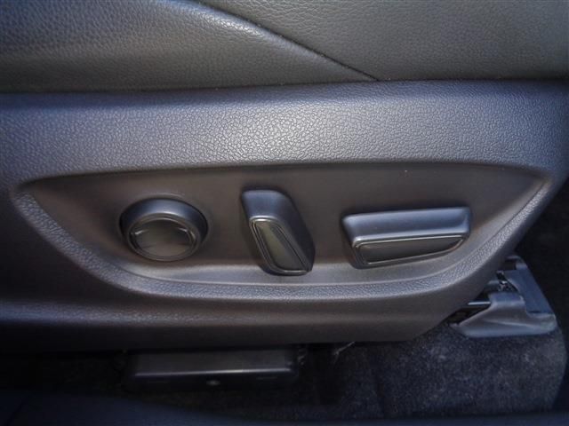 TOYOTA COROLLA CROSS HYBRID 2024