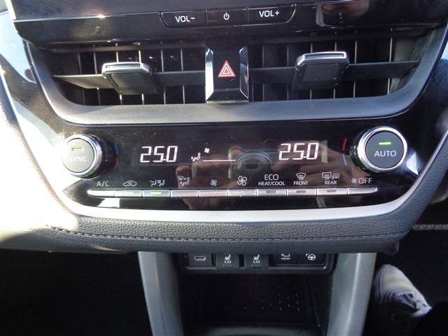 TOYOTA COROLLA CROSS HYBRID 2024