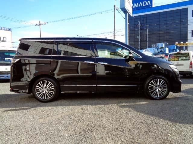 NISSAN ELGRAND 2019