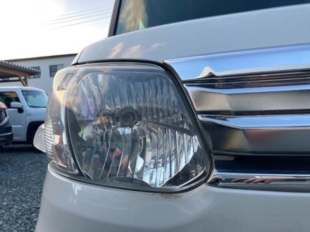 DAIHATSU TANTO 4WD 2014