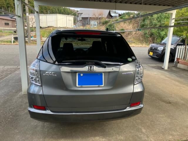 HONDA FIT SHUTTLE HYBRID 2011
