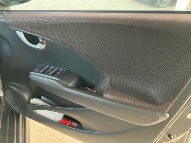 HONDA FIT SHUTTLE HYBRID 2011