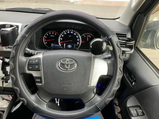 TOYOTA HIACE van 4WD 2014