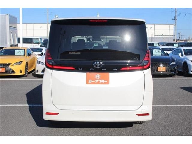 TOYOTA NOAH 2025