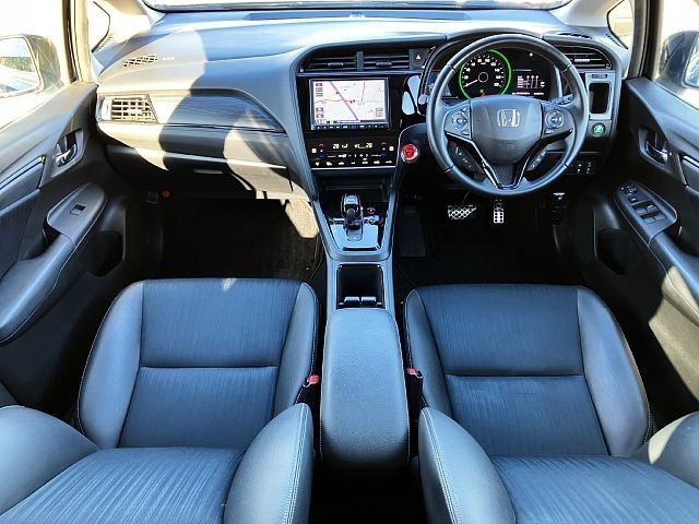 HONDA SHUTTLE HYBRID 2021