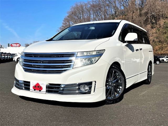 NISSAN ELGRAND  4WD 2010