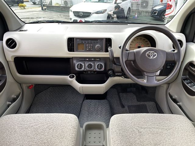 TOYOTA PASSO 2010