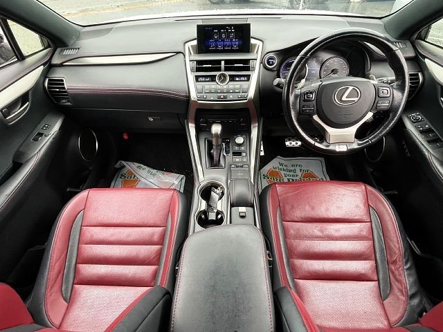 TOYOTA LEXUS NX300h 2015