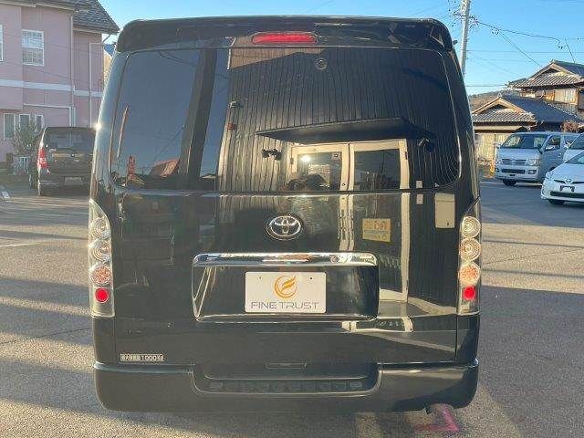 TOYOTA HIACE van 2WD 2009