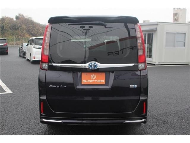 TOYOTA ESQUIRE HYBRID 2014