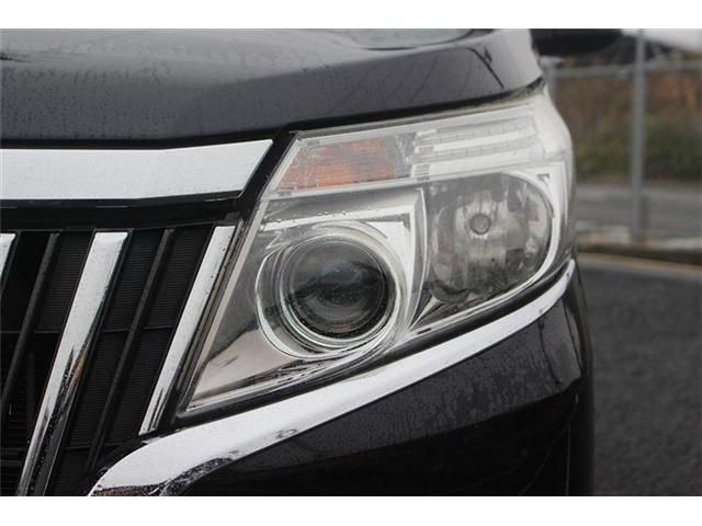 TOYOTA ESQUIRE HYBRID 2014