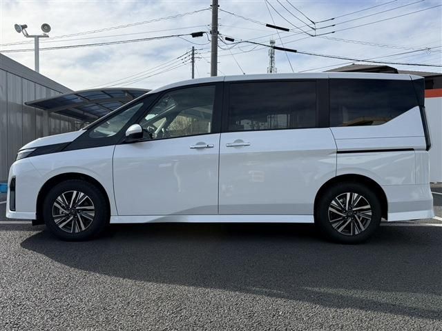 NISSAN SERENA  WG 2025