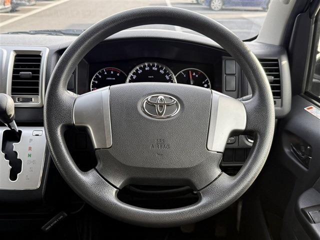 TOYOTA HIACE van 4WD 2014