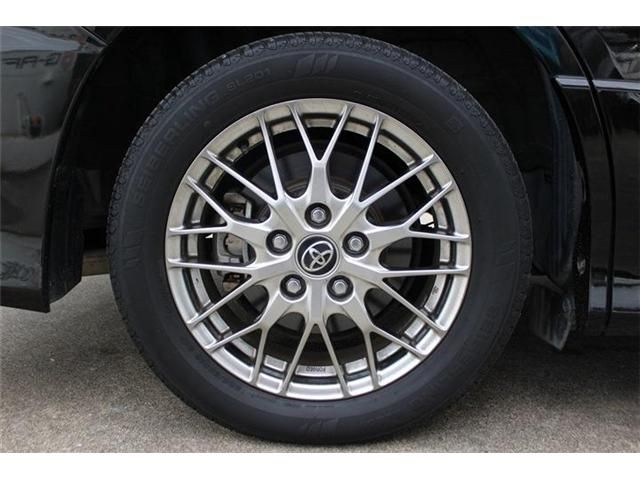 TOYOTA VOXY HYBRID 2017