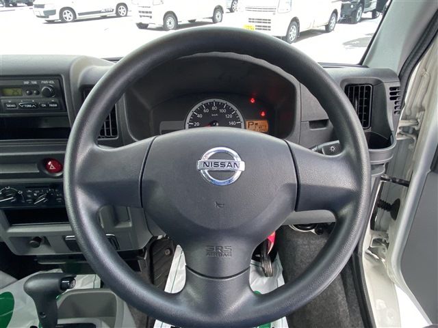 NISSAN CLIPPER van 4WD 2013