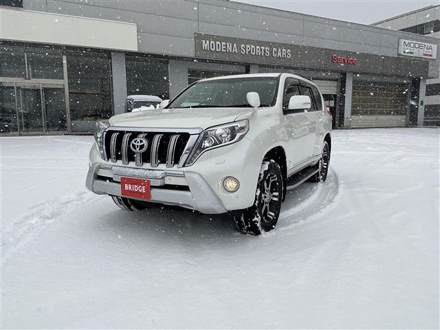 TOYOTA LANDCRUISER PRADO 2015