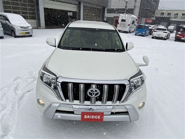 TOYOTA LANDCRUISER PRADO 2015