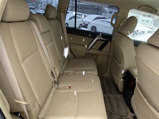 TOYOTA LANDCRUISER PRADO 2015