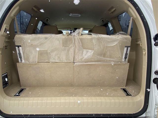 TOYOTA LANDCRUISER PRADO 2015