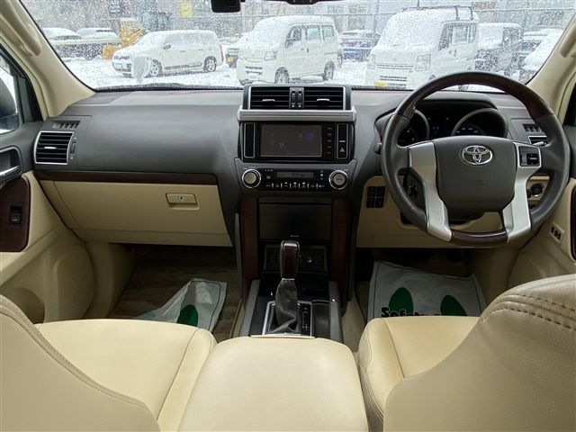 TOYOTA LANDCRUISER PRADO 2015