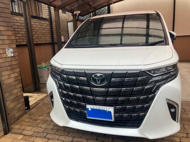 TOYOTA ALPHARD 2024