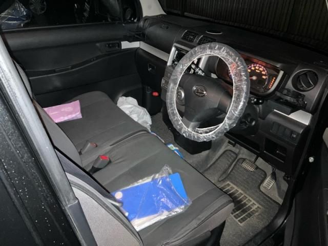 DAIHATSU MOVE CONTE 2011