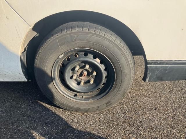 NISSAN NV350 CARAVAN 4WD 2015