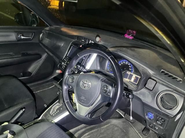 TOYOTA COROLLA FIELDER HYBRID 2013