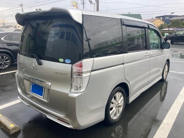 HONDA STEPWAGON SPADA 2010