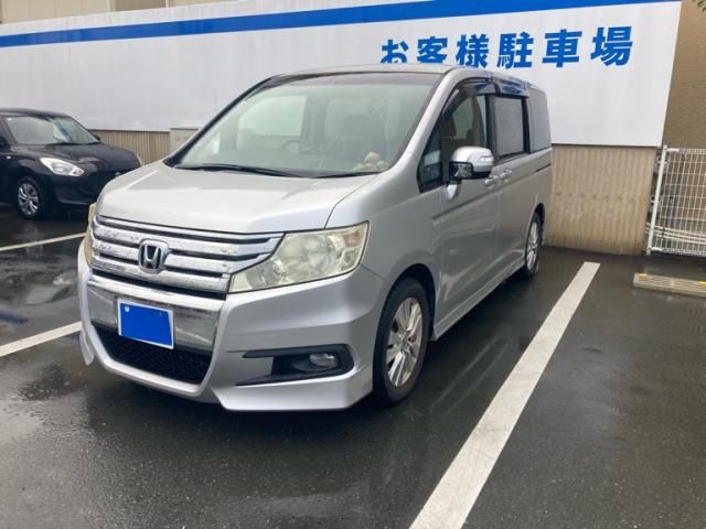HONDA STEPWAGON SPADA 2010
