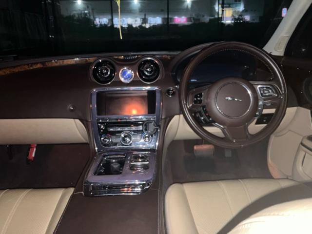 JAGUAR JAGUAR XJseries sedan 2010