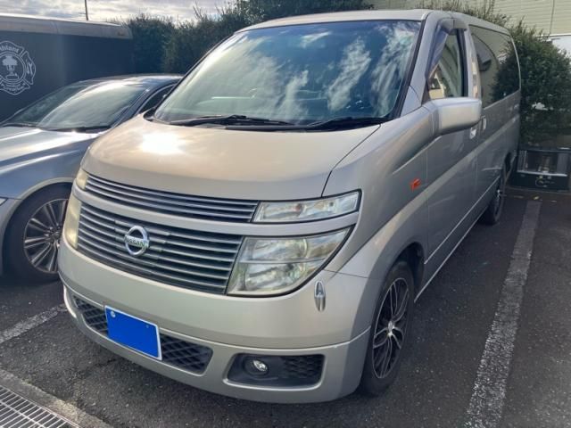 NISSAN ELGRAND 2004