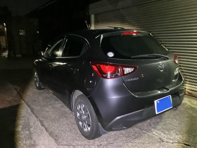 MAZDA DEMIO 2015