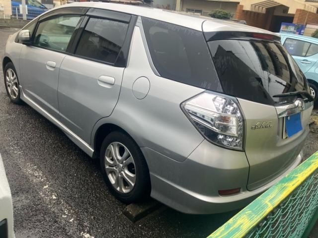 HONDA FIT SHUTTLE HYBRID 2011