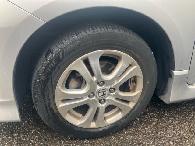 HONDA FIT SHUTTLE HYBRID 2011