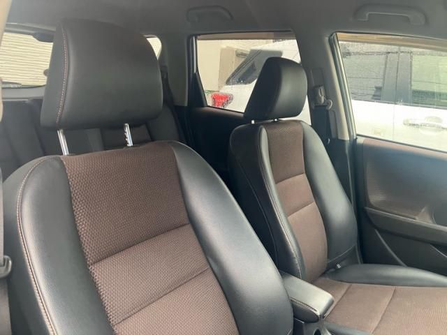 HONDA FIT SHUTTLE HYBRID 2011