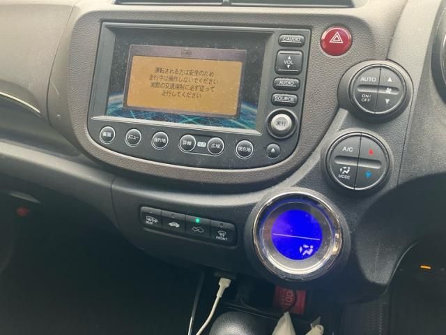 HONDA FIT SHUTTLE HYBRID 2011