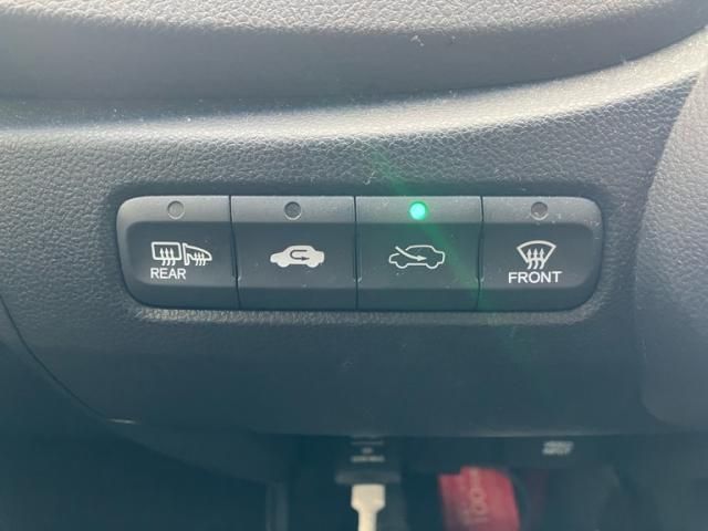 HONDA FIT SHUTTLE HYBRID 2011