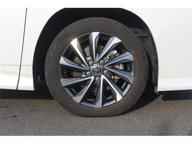 TOYOTA VOXY HYBRID 2025