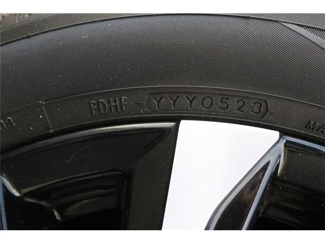 TOYOTA NOAH HYBRID 2023