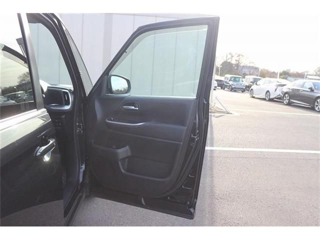 TOYOTA NOAH HYBRID 2023