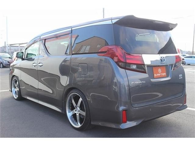 TOYOTA ALPHARD hybrid 4WD 2015