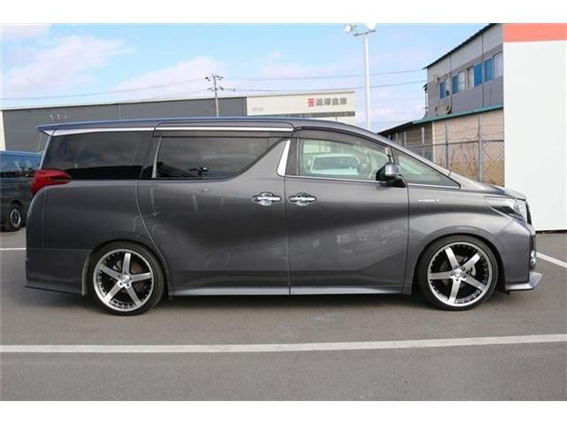 TOYOTA ALPHARD hybrid 4WD 2015