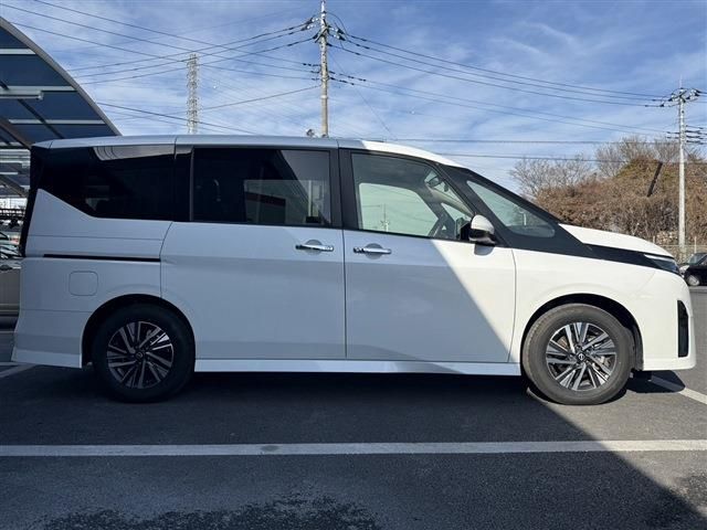 NISSAN SERENA  WG 2023