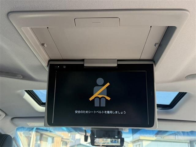 TOYOTA ALPHARD hybrid 4WD 2018