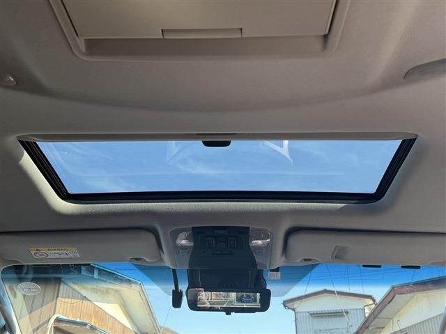 TOYOTA ALPHARD hybrid 4WD 2018