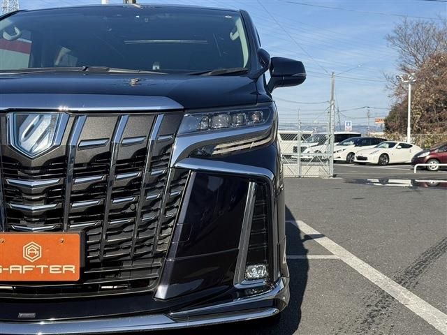 TOYOTA ALPHARD hybrid 4WD 2018
