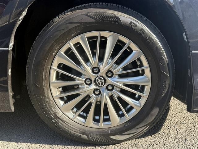 TOYOTA ALPHARD hybrid 4WD 2018